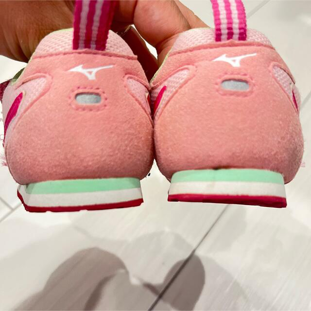 MIZUNO(ミズノ)のミズノ　スニーカー13 ピンク女の子 キッズ/ベビー/マタニティのベビー靴/シューズ(~14cm)(スニーカー)の商品写真
