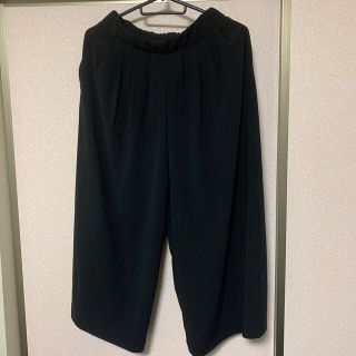 ユニクロ(UNIQLO)のUNIQLO ワイドパンツ S 黒(バギーパンツ)