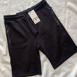 ザラ(ZARA)の【新品】ZARA ザラ　ショートパンツ(ショートパンツ)