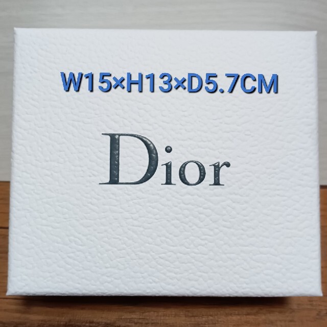 Dior(ディオール)のディオール  空箱(小) インテリア/住まい/日用品のオフィス用品(ラッピング/包装)の商品写真