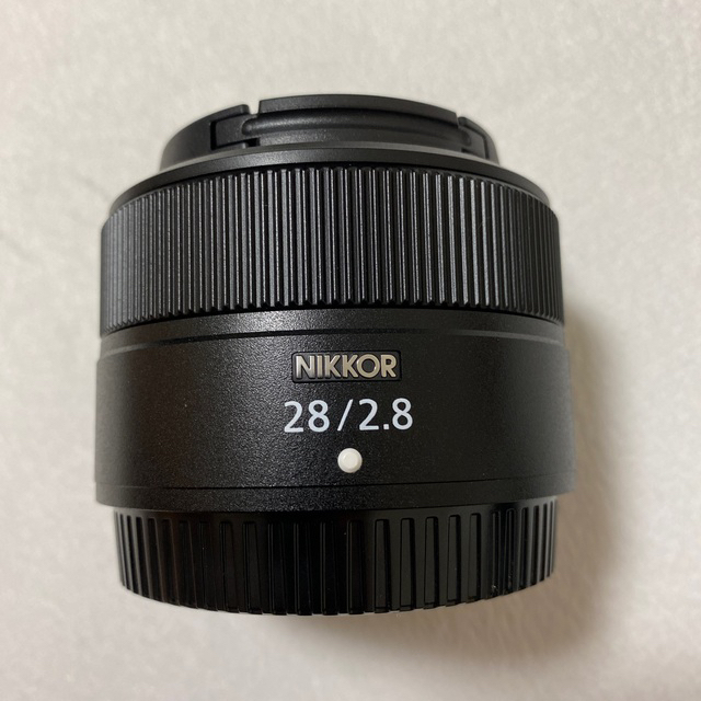 NIKKOR Z 28mm f/2.8  Nikon 4