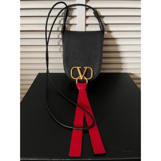 ヴァレンティノ(VALENTINO)のVALENTINO◆V RING◆スモールサドルバッグ◆ブラック黒◆ポシェット(ショルダーバッグ)