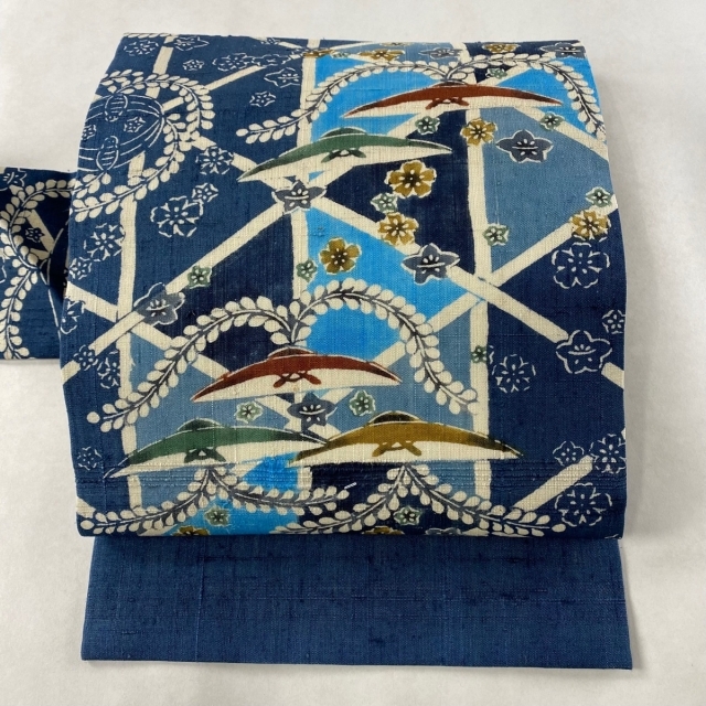 名古屋帯 美品 逸品 正絹 【中古】 名古屋帯 美品 逸品 落款あり 羽田登 笹 流水 水色 正絹 中古
