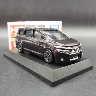 タカラトミー(Takara Tomy)の★トミカミニカー★NISSAN　エルグランド　ワンオフダブルマフラー　車高短！(ミニカー)