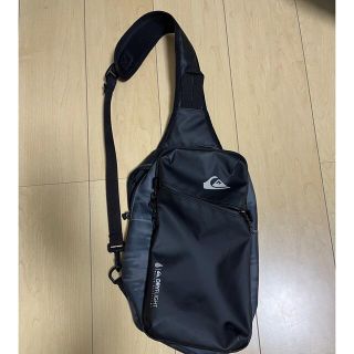 クイックシルバー(QUIKSILVER)のQUIKSILVER ショルダーバッグ 斜め掛け(ボディーバッグ)