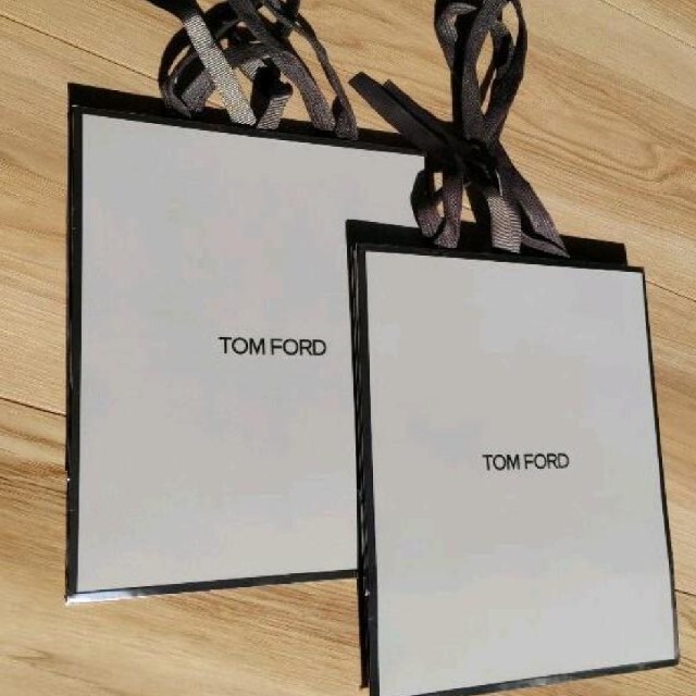 TOM FORD(トムフォード)のトムフォード　ショッパー レディースのバッグ(ショップ袋)の商品写真