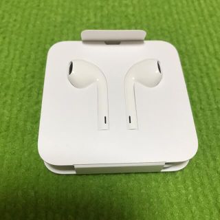 アイフォーン(iPhone)の新品未使用　iPhone 純正イヤホン アップル(ヘッドフォン/イヤフォン)