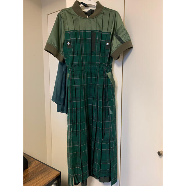 ご専用 サカイsacai 2022新作ワンピース グリーン新品未使用2 最新 www