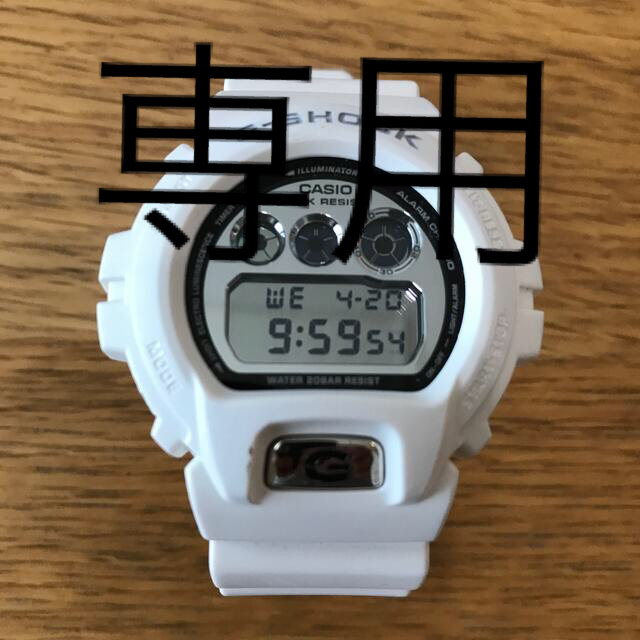 G-SHOCK(ジーショック)の中古　G ショック　DW-6900MR メンズの時計(腕時計(デジタル))の商品写真