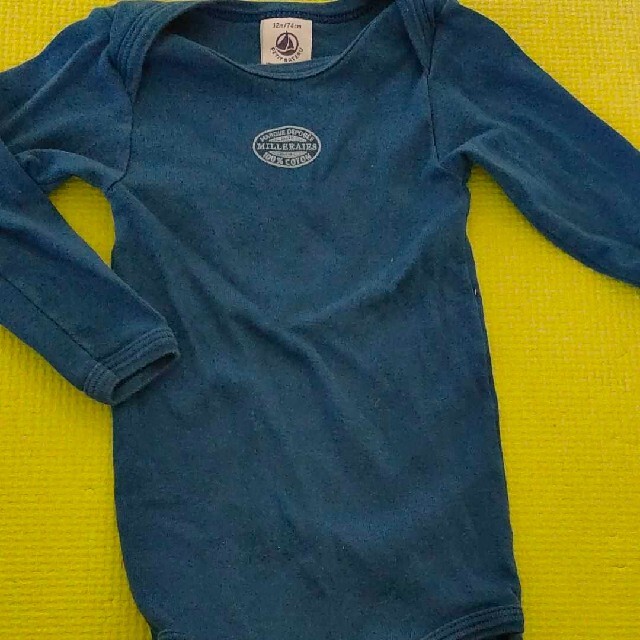 PETIT BATEAU(プチバトー)のプチバトー ロンパース キッズ/ベビー/マタニティのベビー服(~85cm)(ロンパース)の商品写真