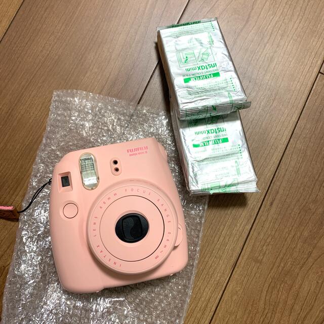 チェキ intax mini 8カメラ