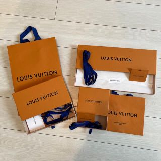 LOUIS VUITTONルイ・ヴィトン　ショップバッグ・BOX等一式★未使用★