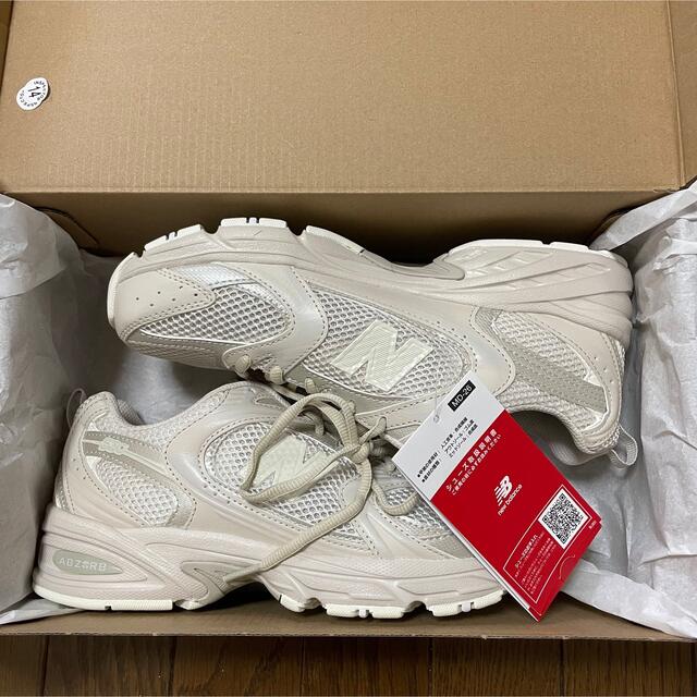 New Balance(ニューバランス)の【24cm人気完売サイズ】ニューバランス530 ベージュ レディースの靴/シューズ(スニーカー)の商品写真