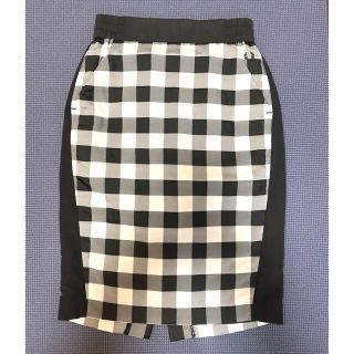 FRED PERRY(タイト ・ ひざ丈スカート)のフリマアイテム一覧 FRED PERRY(タイト ・ ひざ丈スカート)のフリマアイテム一覧