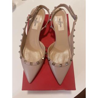 ヴァレンティノ(VALENTINO)のヴァレンティノ　ストラップ付き　スタッズ　パンプス　ミュール　36サイズ(ハイヒール/パンプス)