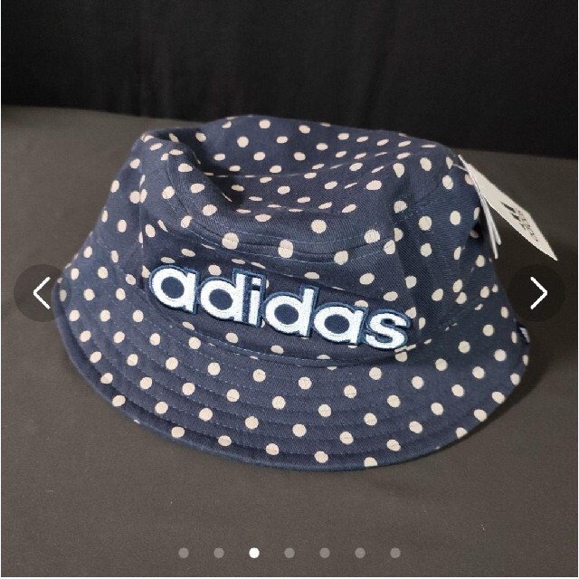 adidas(アディダス)の新品★adidas バケットハット ネイビー 帽子 吸湿速乾 紺色 レディース レディースの帽子(ハット)の商品写真