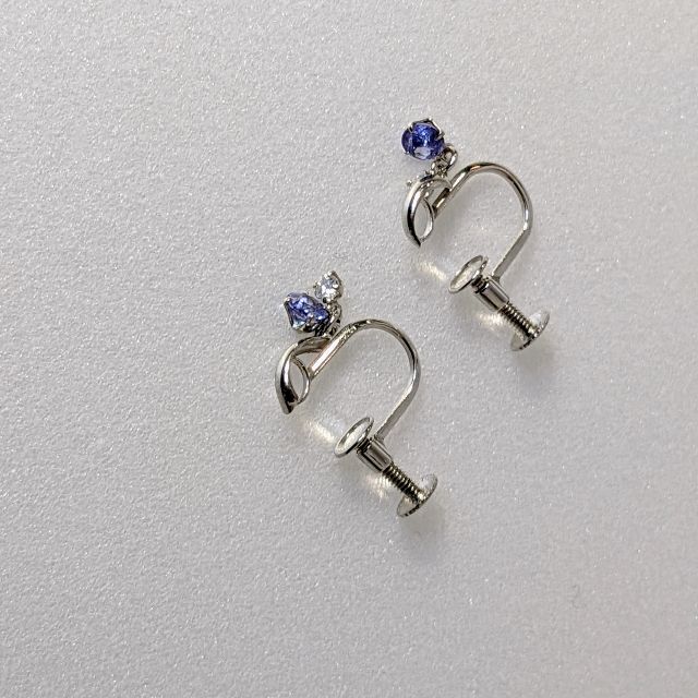 タンザナイト イヤリング K14WG ニッケルフリー 美品