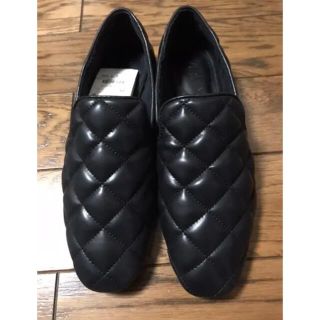 ザラ(ZARA)の新品未使用品　ZARA スリッポン　サイズ39(その他)