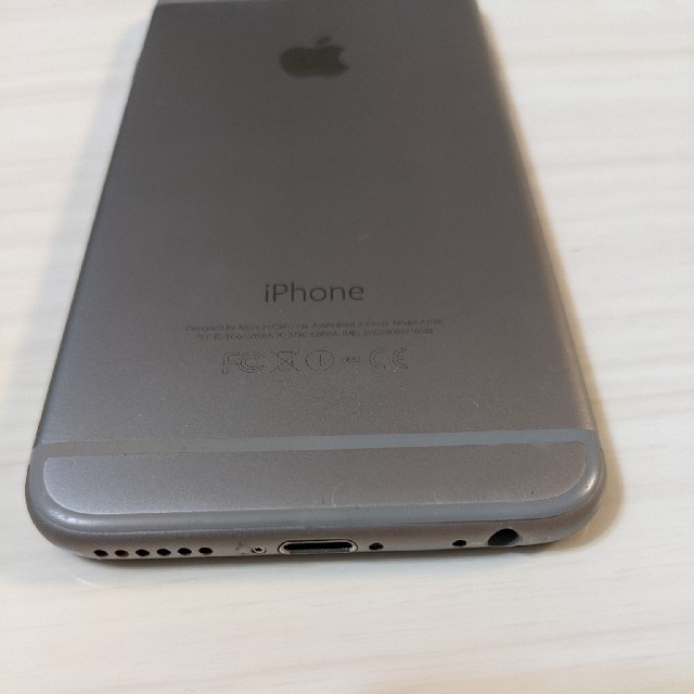 iPhone(アイフォーン)のiPhone 6 Space Gray 64 GB au スマホ/家電/カメラのスマートフォン/携帯電話(スマートフォン本体)の商品写真