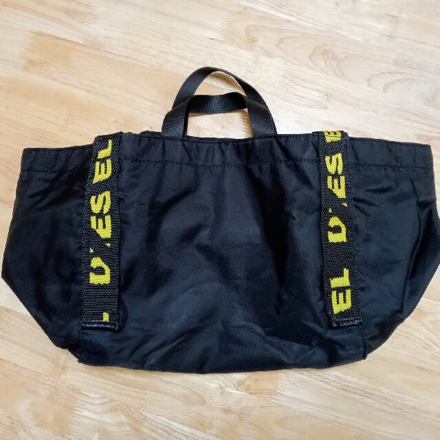 DIESEL(ディーゼル)の【永柊様専用♪】【正規品】☆DIESELトートバッグ☆ レディースのバッグ(トートバッグ)の商品写真