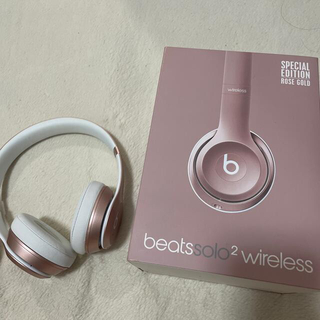ビーツ(Beats)のBeats solo2 wireless ローズゴールド(ヘッドフォン/イヤフォン)