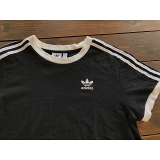 アディダス(adidas)のadidas トップス　カットソー　Tシャツ(Tシャツ(半袖/袖なし))