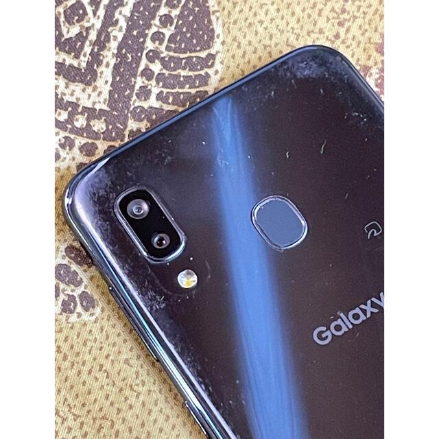 SAMSUNG(サムスン)の液晶キレイ GALAXY A30 SCV43 ブラック SIMフリー⭐️ スマホ/家電/カメラのスマートフォン/携帯電話(スマートフォン本体)の商品写真