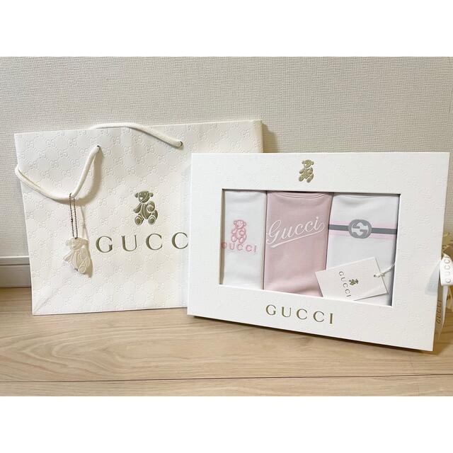 Gucci(グッチ)のGucci(グッチ)スタイ(よだれかけ) ★未使用品 キッズ/ベビー/マタニティのこども用ファッション小物(ベビースタイ/よだれかけ)の商品写真