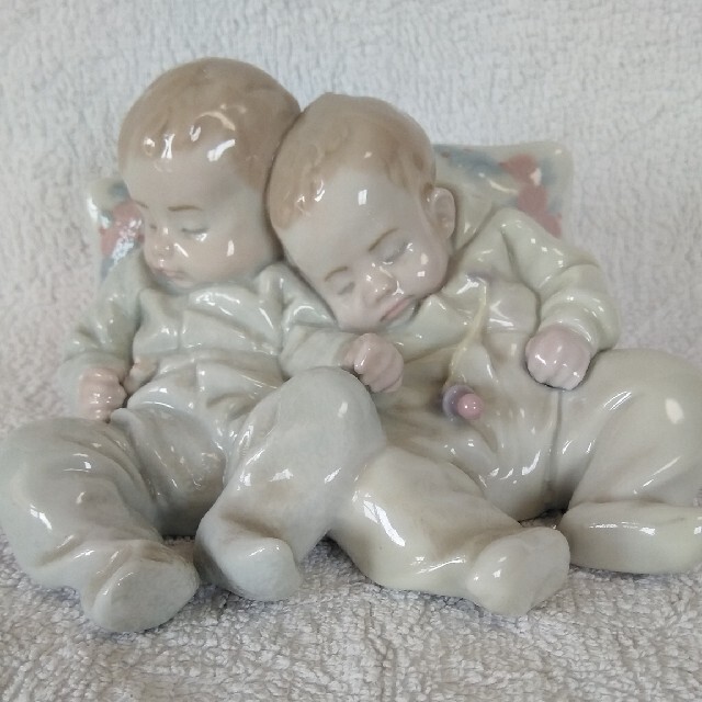 リヤドロ 陶器人形