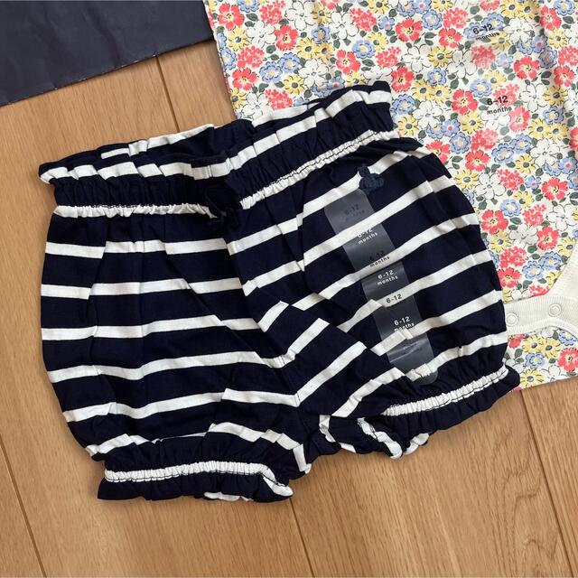 babyGAP(ベビーギャップ)の新品★baby gapロンパース ＆かぼちゃパンツ・ブルマ70 キッズ/ベビー/マタニティのベビー服(~85cm)(ロンパース)の商品写真