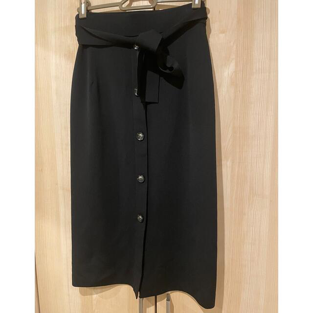 Pinky&Dianne(ピンキーアンドダイアン)の【新品未使用】ピンキーアンドダイアン　フロントボタン　ニットスカート　ブラック レディースのスカート(ひざ丈スカート)の商品写真