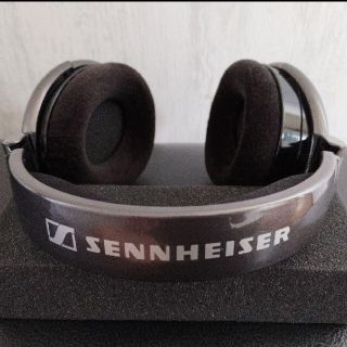 ゼンハイザー(SENNHEISER)のSENNHEISER HD 650 開放型ダイナミックヘッドフォン 美品中古(ヘッドフォン/イヤフォン)