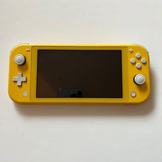 あつ森ケース付き ニンテンドースイッチ ライト イエロー アダプター