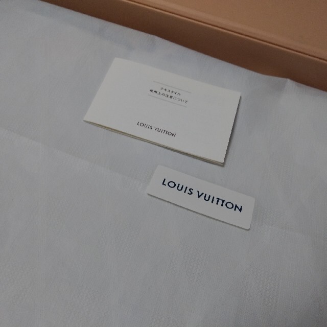 人気が高い LOUIS ♥️新品ルイヴィトン箱入り♥️エトール♧綺麗なピンク&