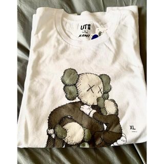 ユニクロ(UNIQLO)の新品 ユニクロ Tシャツ XL  カウズ KAWS(Tシャツ/カットソー(半袖/袖なし))
