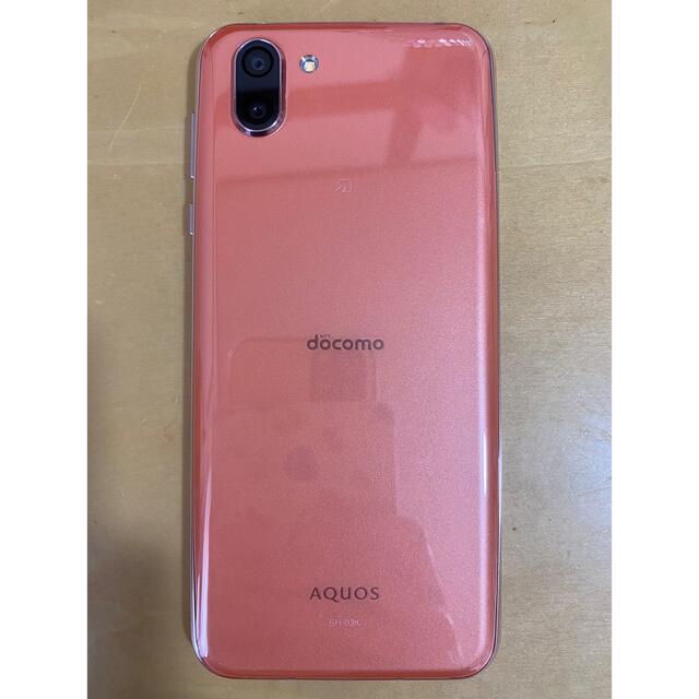 AQUOS(アクオス)の美品‼️docomo SHARP AQUOS R2 SH-03K スマホ/家電/カメラのスマートフォン/携帯電話(スマートフォン本体)の商品写真