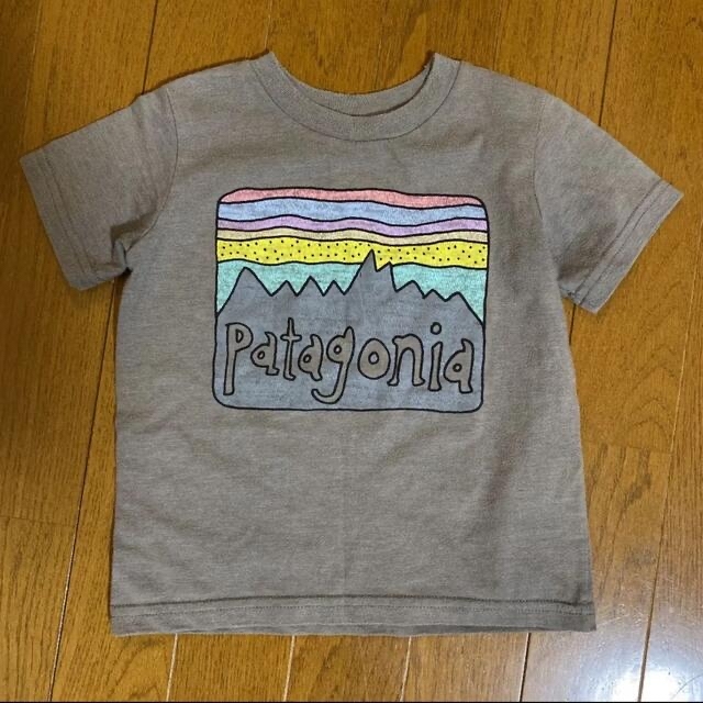 patagonia(パタゴニア)のパタゴニア　キッズTシャツ キッズ/ベビー/マタニティのキッズ服男の子用(90cm~)(Tシャツ/カットソー)の商品写真