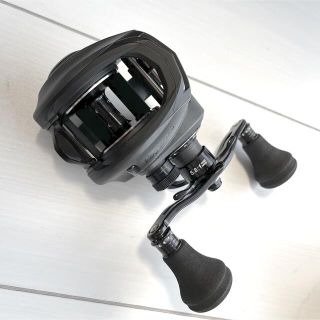 REVO BEAST 40 Abu Garcia アブガルシア(リール)