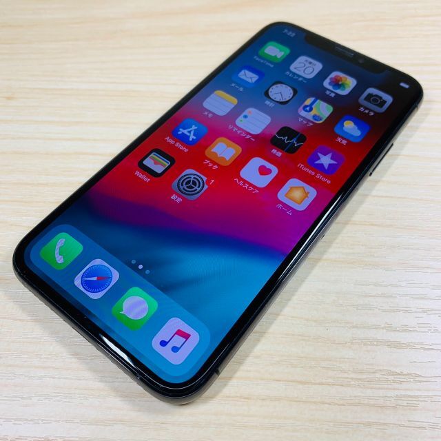 P62 iPhone X 256GB SIMフリー