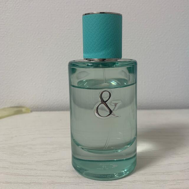 Tiffany & Co.(ティファニー)のティファニー&ラブフォーハーオードパルファム50ml コスメ/美容の香水(香水(女性用))の商品写真