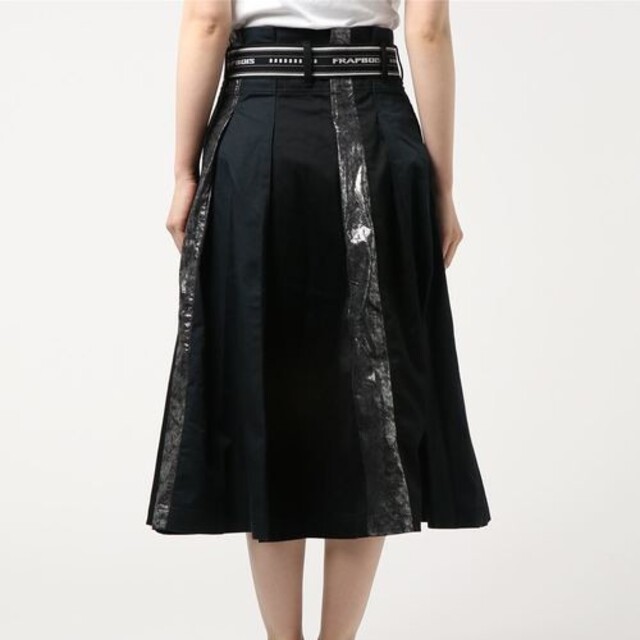 FRAPBOIS(フラボア)の★FRAPBOIS 切り替え ランダムタック デザインスカート レディースのスカート(ロングスカート)の商品写真