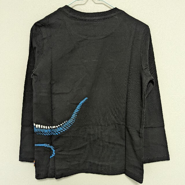 Paul Smith(ポールスミス)の【新品】Paul  Smith Junior 恐竜長袖Tシャツ　6y キッズ/ベビー/マタニティのキッズ服男の子用(90cm~)(ブラウス)の商品写真