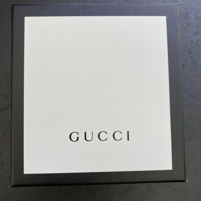 Gucci(グッチ)の【新品未使用】GUCCI グッチ SYNC XXL ホワイト メンズ 腕時計 メンズの時計(腕時計(アナログ))の商品写真