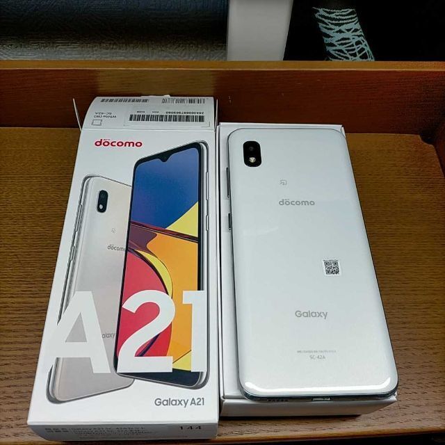 美品 Galaxy A21 SIMフリー　アンドロイド スマホ本体