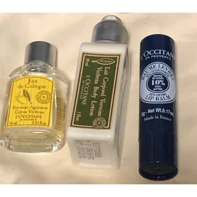 L'OCCITANE(ロクシタン)のLOCCITANE ポーチTURKISH AIRLINES 機内アメニティ8点 インテリア/住まい/日用品の日用品/生活雑貨/旅行(旅行用品)の商品写真