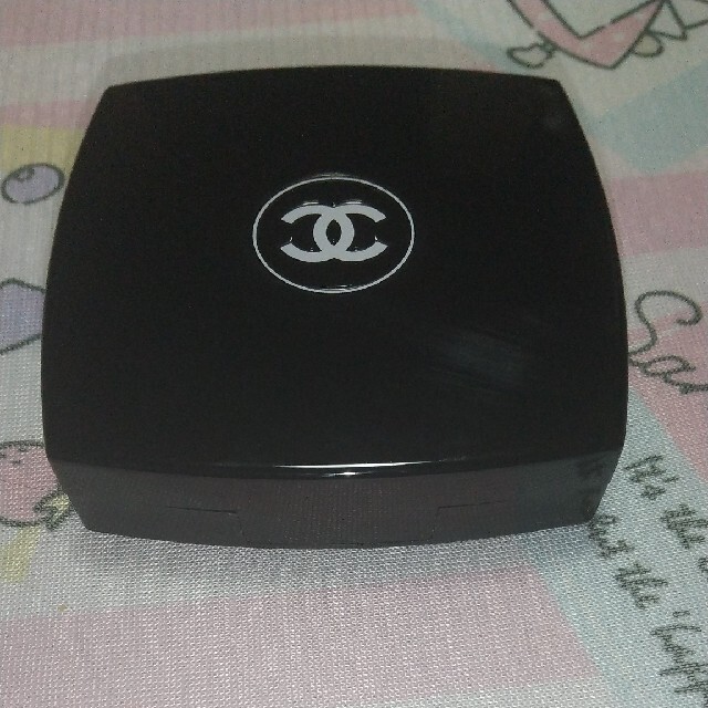 CHANEL(シャネル)のCHANEL シャネル チークカラー コスメ/美容のメイク道具/ケアグッズ(チーク/フェイスブラシ)の商品写真