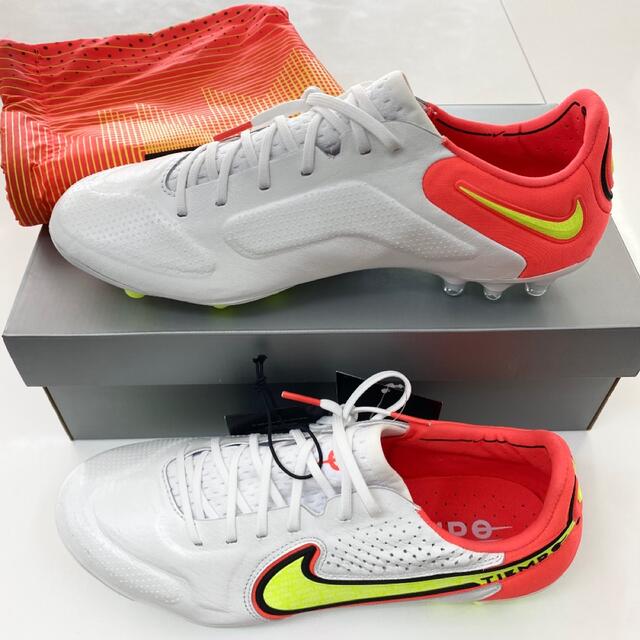 NIKE(ナイキ)のナイキ　LEGEND 9 ELITE AG レジェンド　エリート　新品　27cm スポーツ/アウトドアのサッカー/フットサル(シューズ)の商品写真