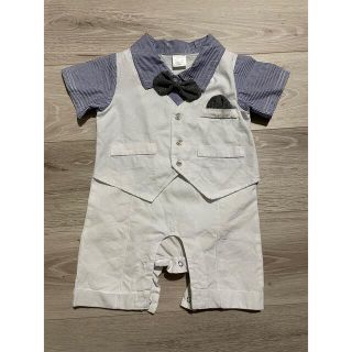 タキシードロンパース　ベビーロンパース　白タキシード　誕生日　お呼ばれ服(セレモニードレス/スーツ)