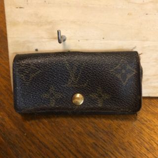 ルイヴィトン(LOUIS VUITTON)のルイ ヴィトン キーケース(折り財布)