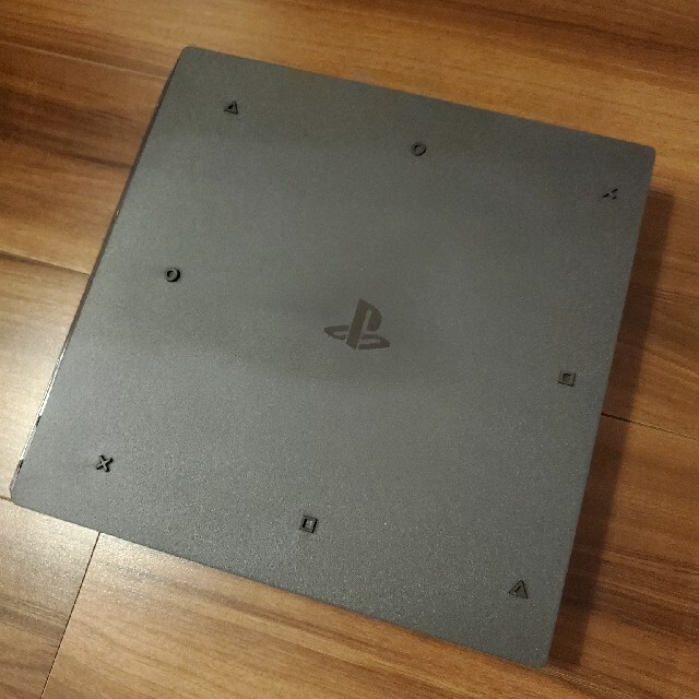 PlayStation4(プレイステーション4)のPS4 PRO リオレウスエディション エンタメ/ホビーのゲームソフト/ゲーム機本体(家庭用ゲーム機本体)の商品写真